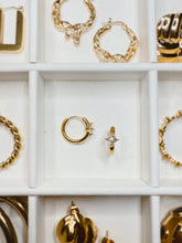 Load image into Gallery viewer, Princess Huggies
