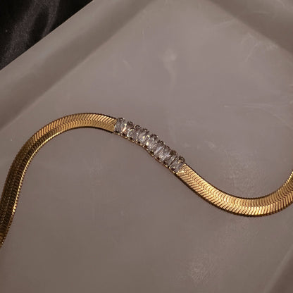 Herringbone Chain