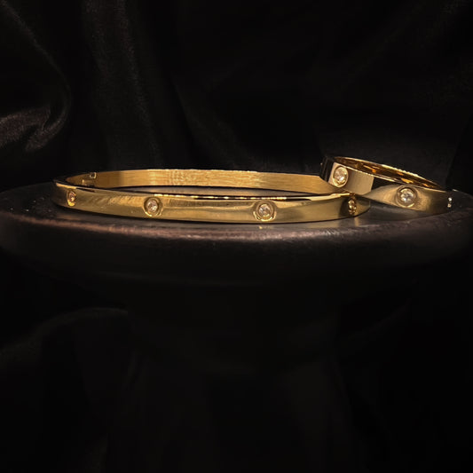 Ena Bangle