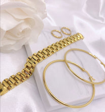 Load image into Gallery viewer, Plain Jane Hoops
