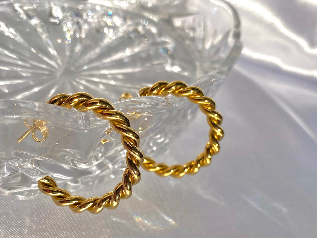 Britt Hoops